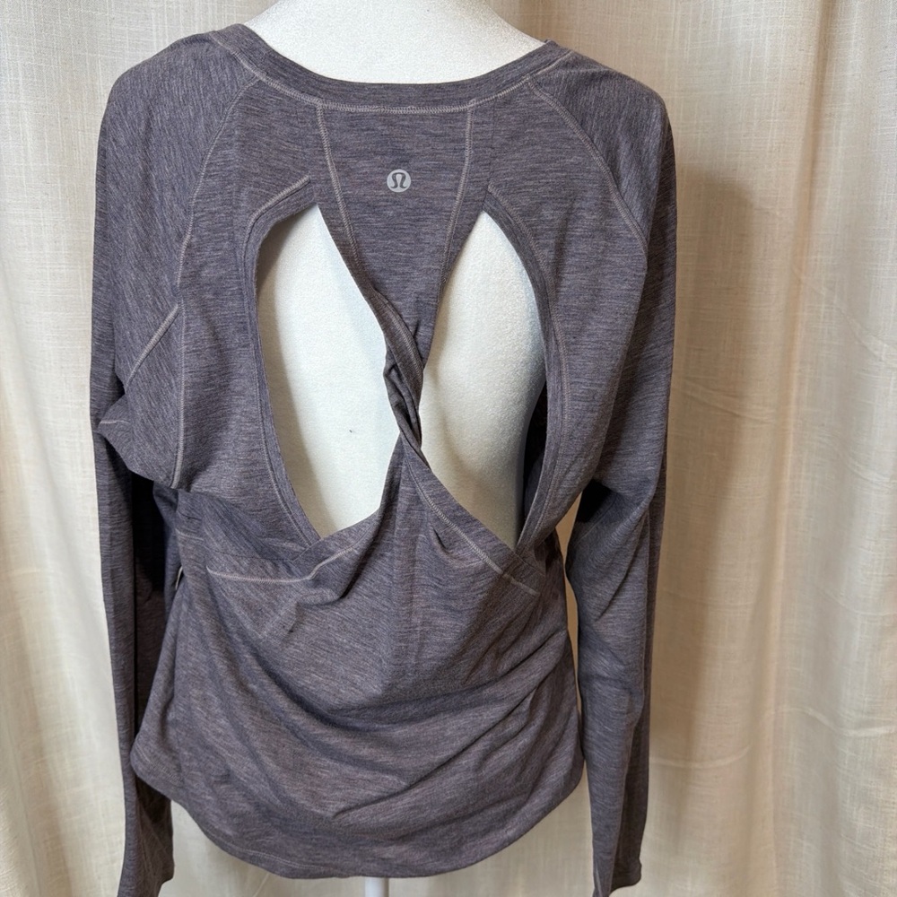 lululemon athletica Long Sleeve Twist-Back Top